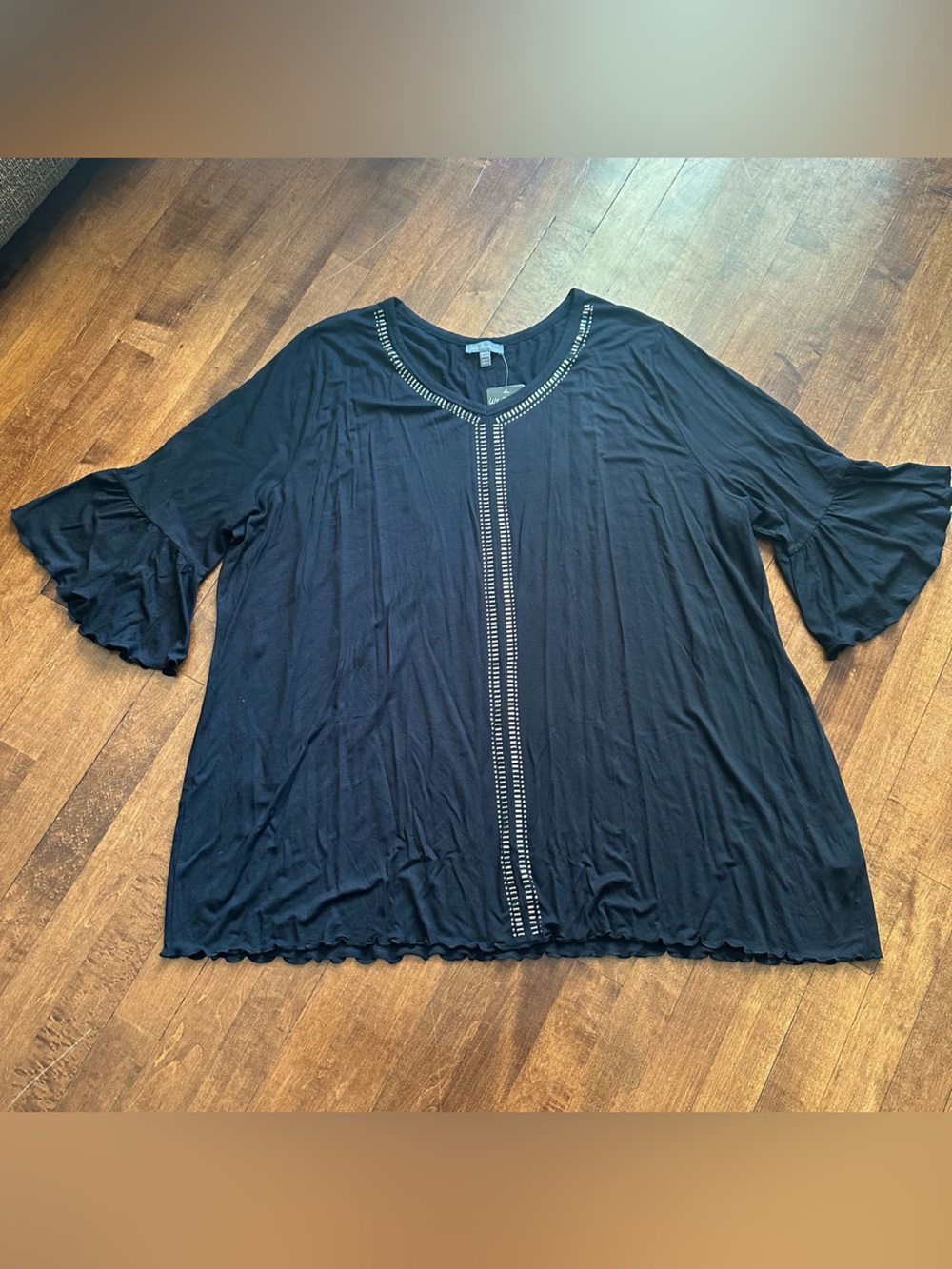 NWT Ulla Popken black 3/4 Bell Sleeve Studded Design Women’s 28/30 4XL